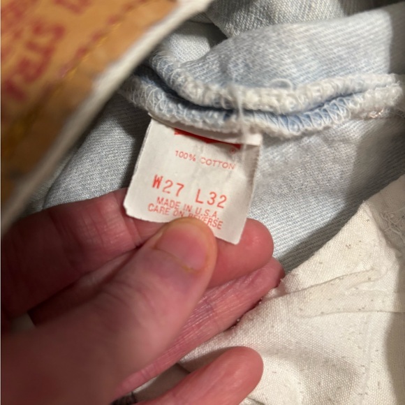 TO DIE FOR-Vintage 501 Button-Fly Levi’s-tagged 27”, fits modern 25”-80s! - Picture 10 of 16